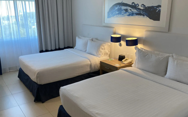 Holiday Inn Acapulco La Isla by IHG