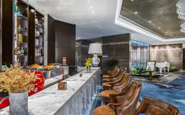 Xinhua Jian'guo Hotel