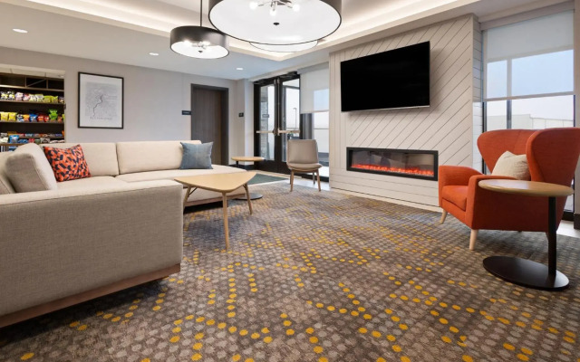 Holiday Inn Hotel and Suites Richmond West End by IHG