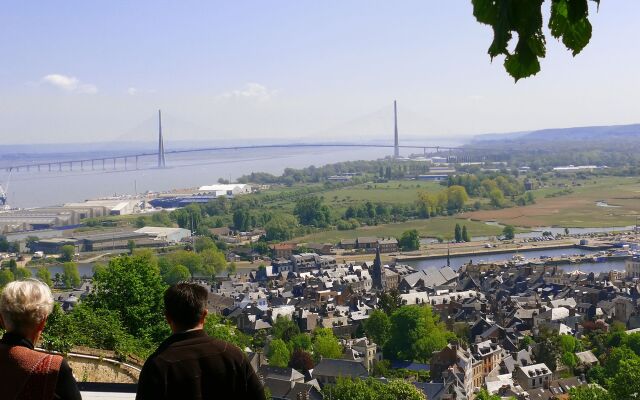 Hôtel des Thermes et du Casino