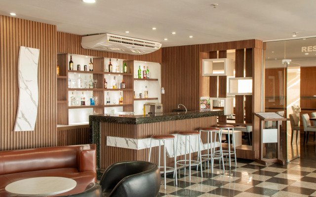 Tropical Barra Hotel