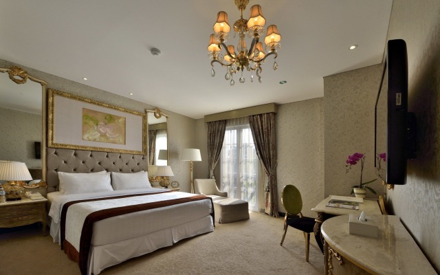 Amaroossa Royal Bogor