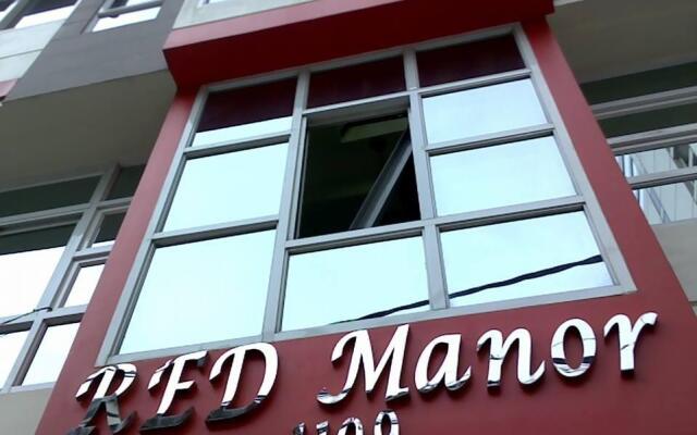 1109 Red Manor