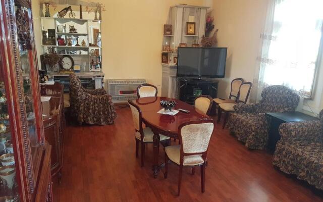El-lizi Guesthouse