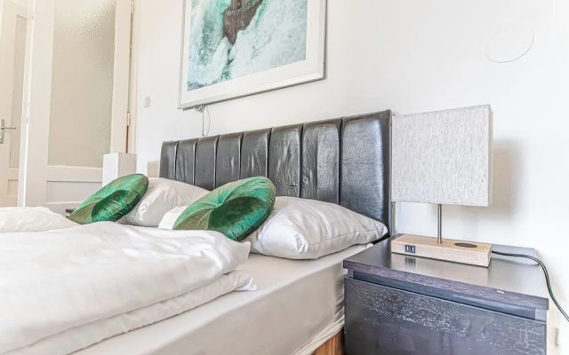 Modern Stay in the Heart of the City