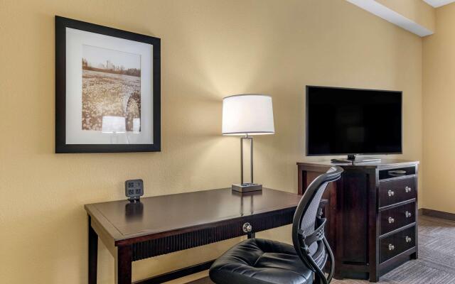 Comfort Suites Frisco