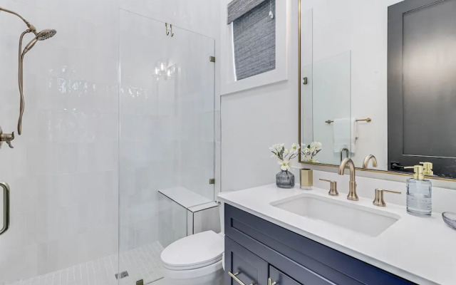 Sandy Cheeks 409 COA