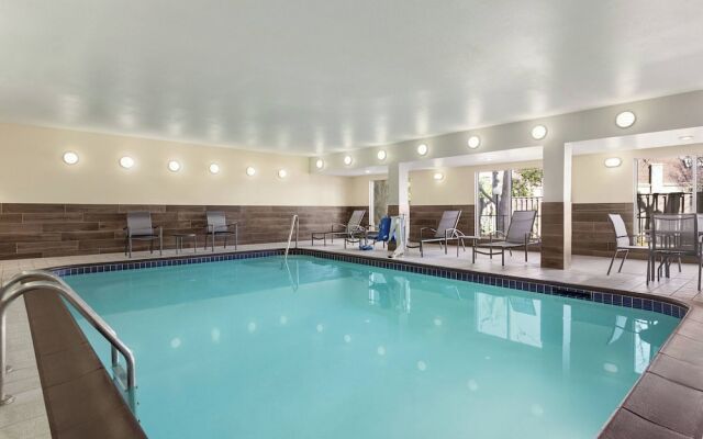 Fairfield Inn by Marriott Tracy