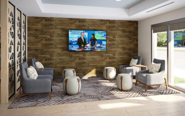 Candlewood Suites Mcpherson by IHG