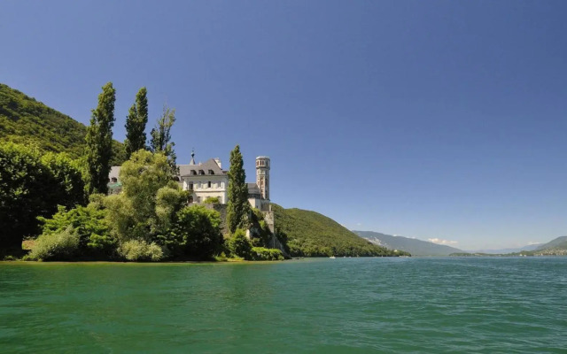 B&B HOTEL Aix-Les-Bains