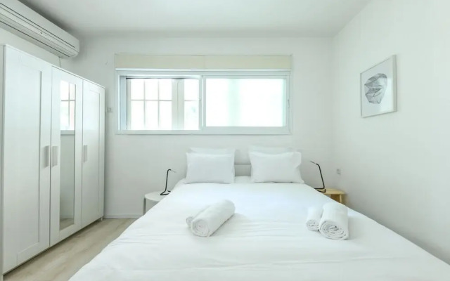 CozyStudio Apt in a vibrant neighborhood