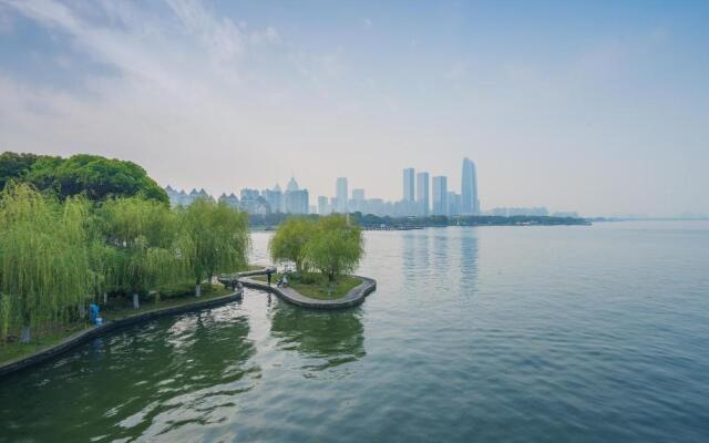 The Pushi Global 188 Serviced Apartment