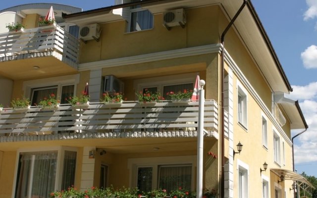 Apartman Bella Hotel, Siófok