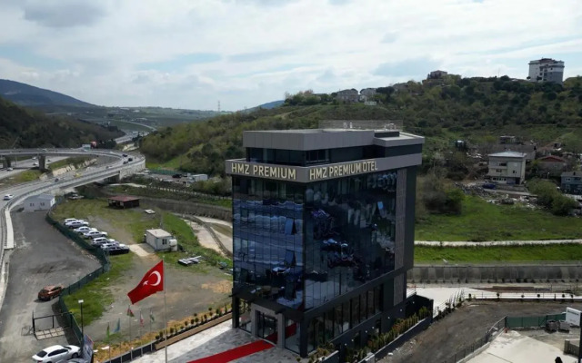 Hmz Premi̇um Konaklama Çekmeköy