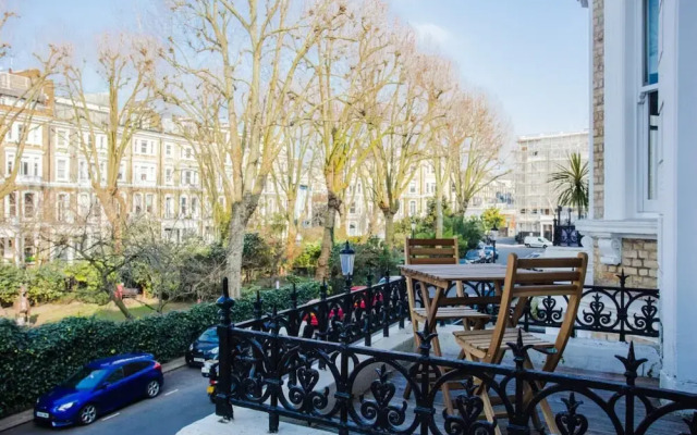 Modern & Spacious 1 Bedroom Apartment in London