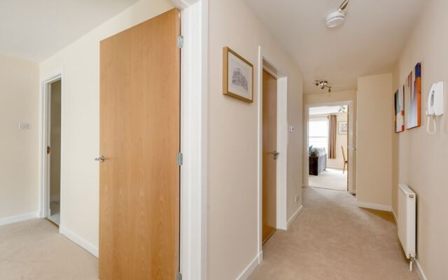 404 Dalry Gait Apartment 2