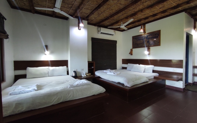 Homocation Sikhiri Cottages