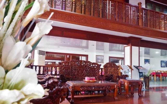 Lyly Hotel