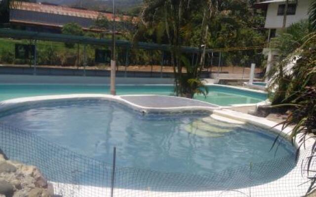 Hotel Paqueñito Bahia