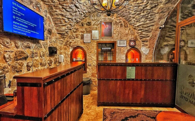 Fairouz Otel