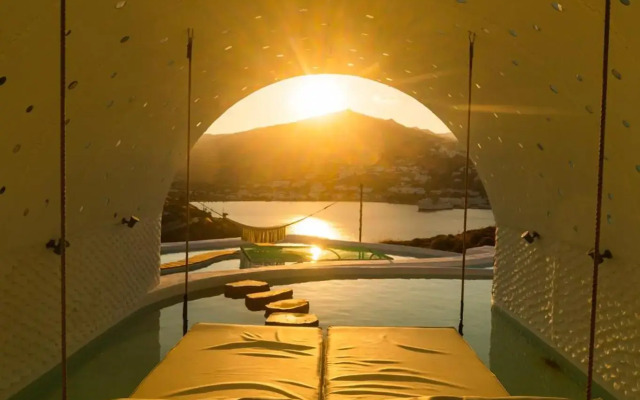 Agalia Luxury Suites