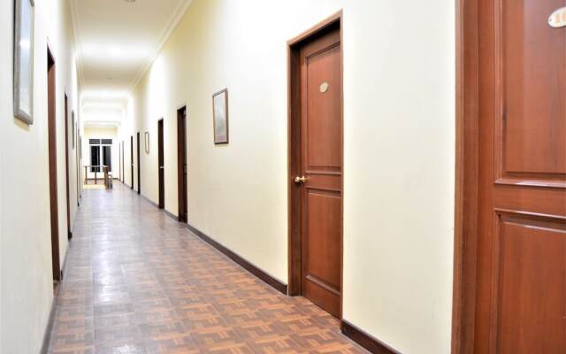 ZEN Rooms Basic Cipanas Km.78