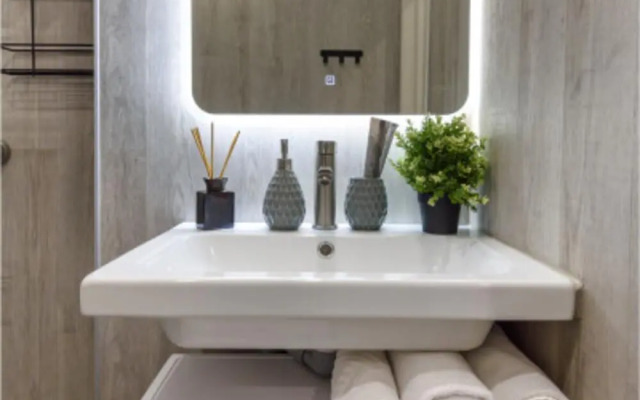 KRASLOFT на улице 78-й Добровольческой Бригады 25