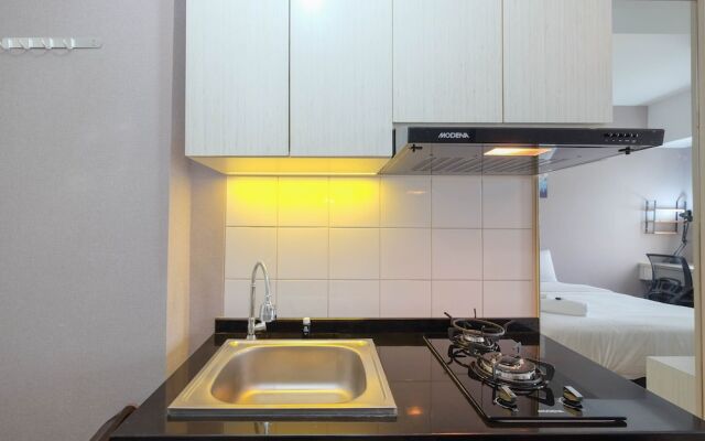Fancy And Nice Studio Apartment At Springlake Summarecon Bekasi