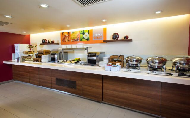 Holiday Inn Express Exeter M5, Jct 29