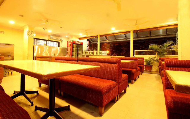 Hotel Udupi Park Inn