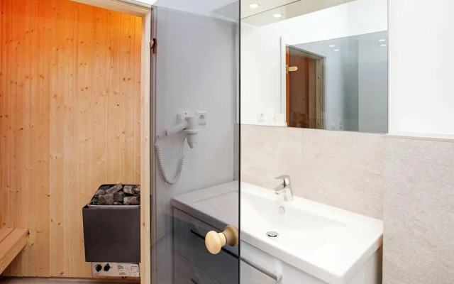 6 person holiday home in Wendtorf