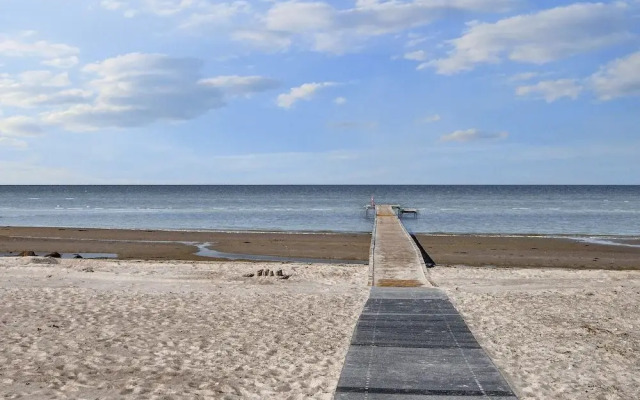 6 Person Holiday Home in Glesborg-by Traum