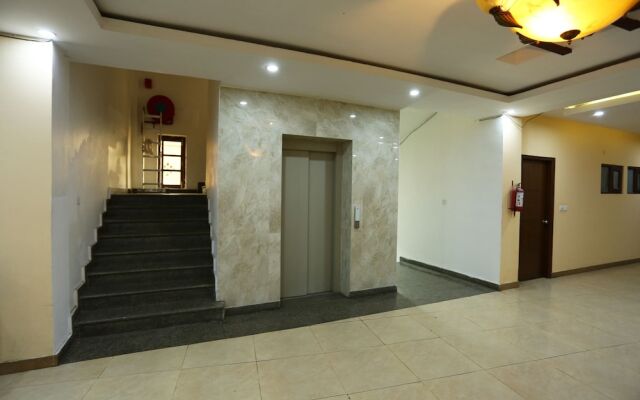 OYO 2667 Hotel Kolam
