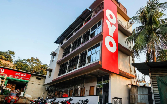 Shiva Guest House by OYO Rooms