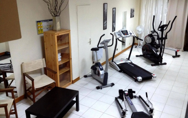 Logis Hôtel Restaurant Le Castel Fleuri