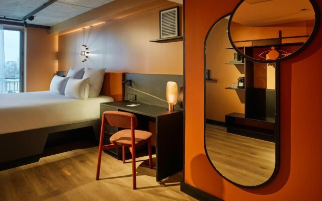 Tribe Paris Saint Ouen