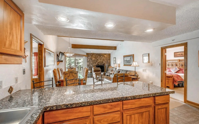 Westwind 405 4BD 3BA Gold Condo