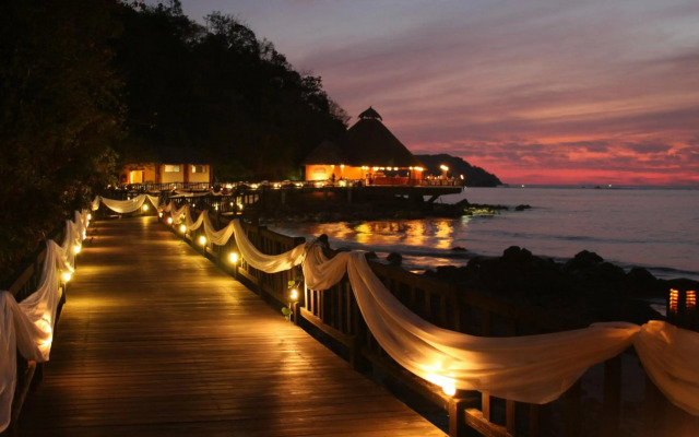 Azul Ixtapa Beach Resort and Convention Center - All Inclusive