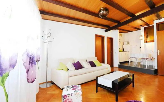 Teatro Apartments