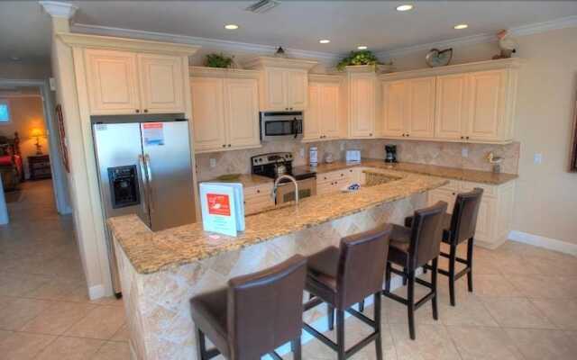 Blue Water View Apartment 6