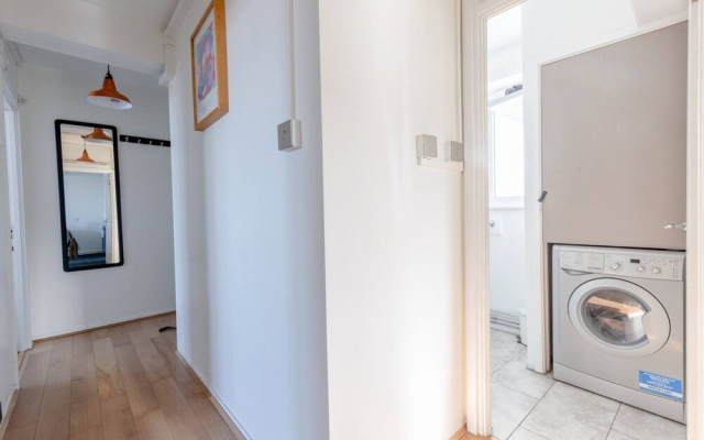 Scenic And Unique 2 Bedroom - Hackney Central
