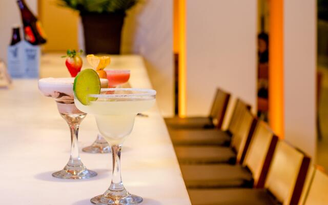 Holiday Inn Bogota Airport by IHG