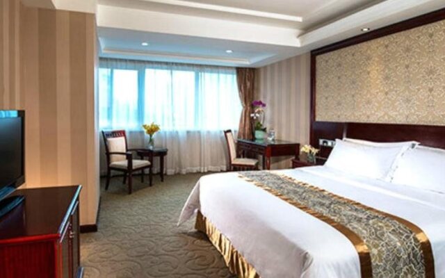 Vienna Hotel Shenzhen Fenghuang Road