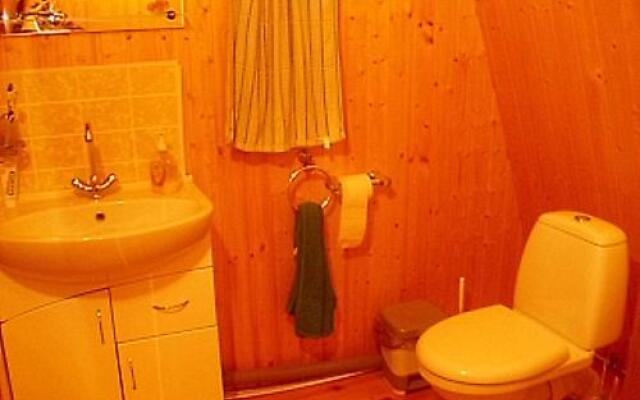 Дом Кольцово в парке Никола-Ленивец