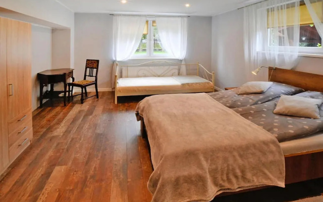 Spacious Holiday Apartment With Sauna, Kolobrzeg