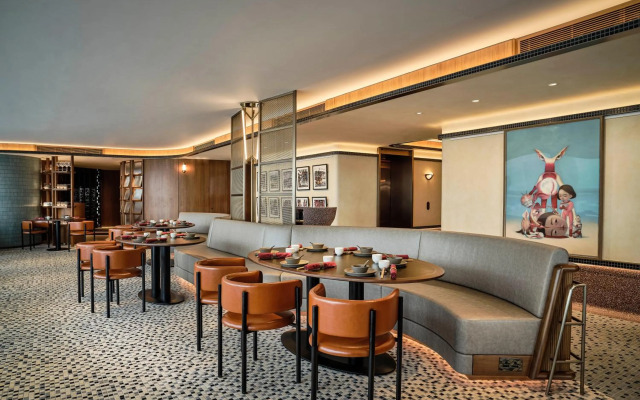 Oasis Aurum 181 Hotel