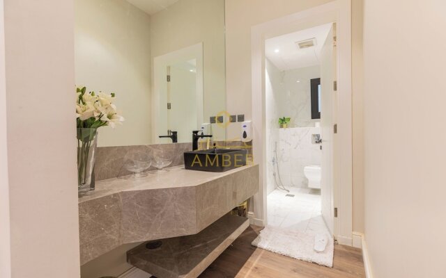 Amber Hospitality Al Qirawan