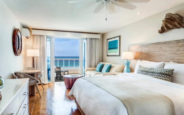 Waves Hotel & Spa by Elegant Hotels - All Inclusive