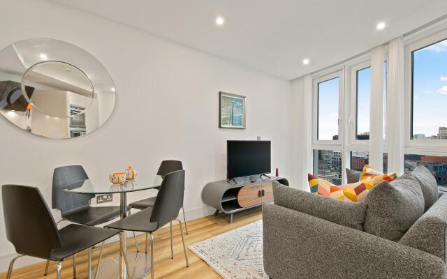Elegant One Bedroom Apartment in Altitude Point