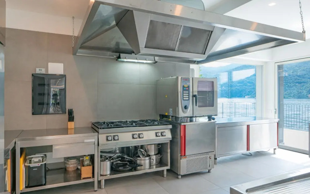 Villa White by Myvillacollection